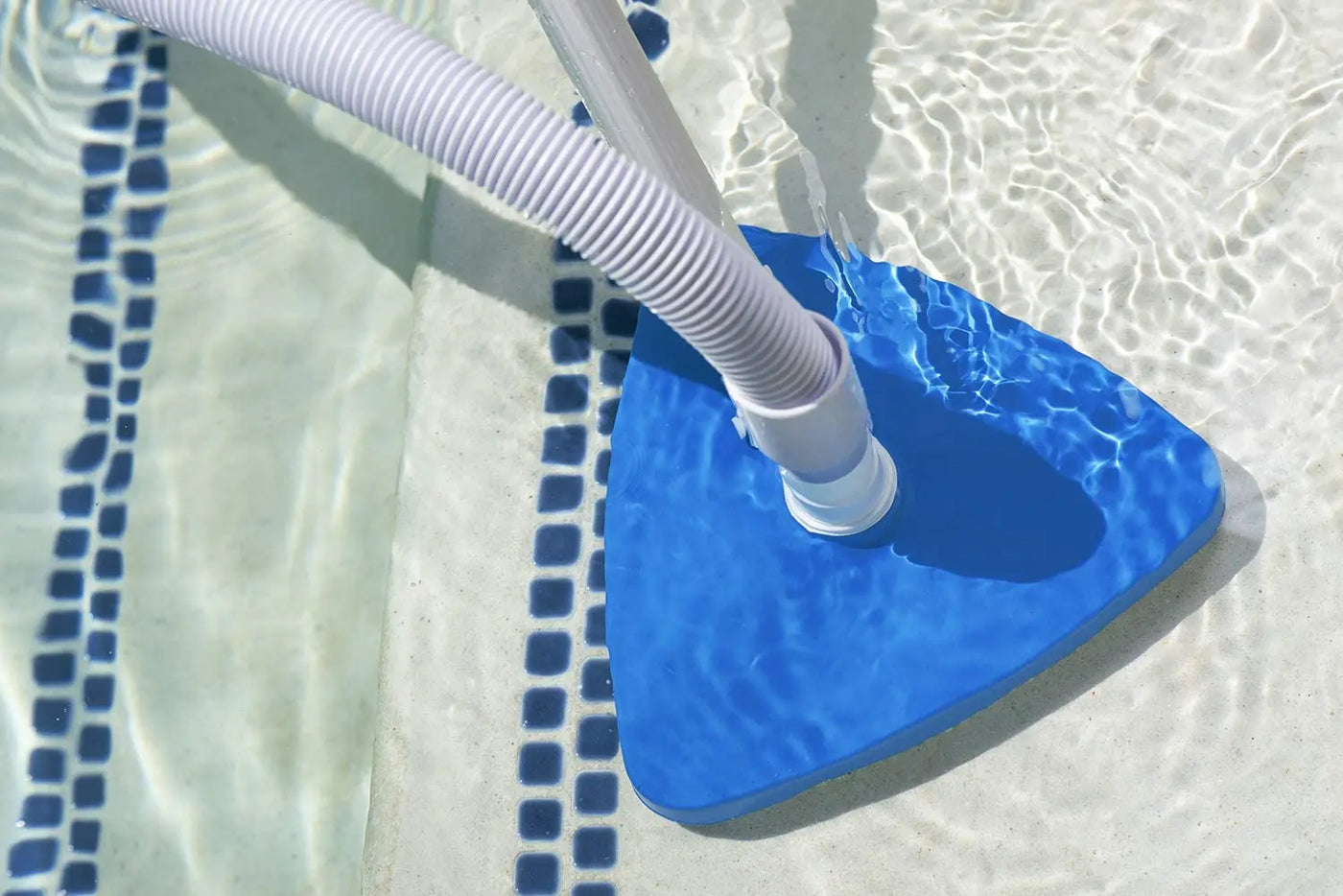 Triangular Vinyl Pool Vacuum Head Weighted Swimming
